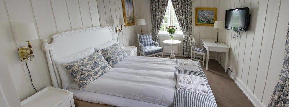 Hotel Hovde Gard à Brekstad Extérieur photo